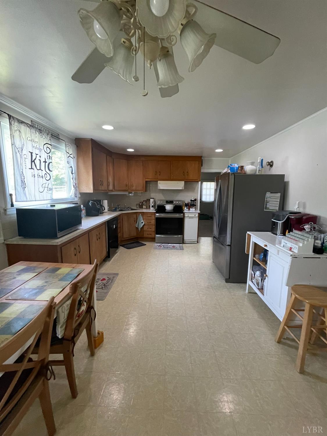 2198 Old Rustburg Road Lynchburg, VA 24501 - Photo 7 of 42