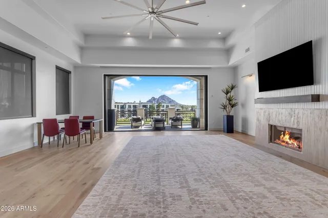 $4,995,000 | 2 Biltmore Estates Drive, Unit 313, Phoenix, AZ 85016