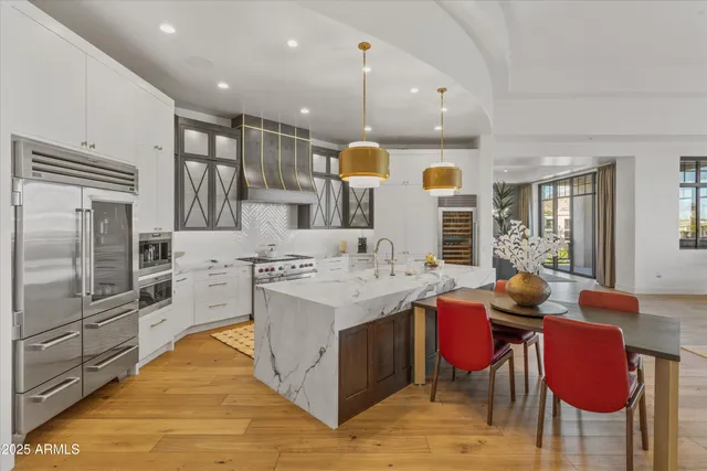 $4,995,000 | 2 Biltmore Estates Drive, Unit 313, Phoenix, AZ 85016