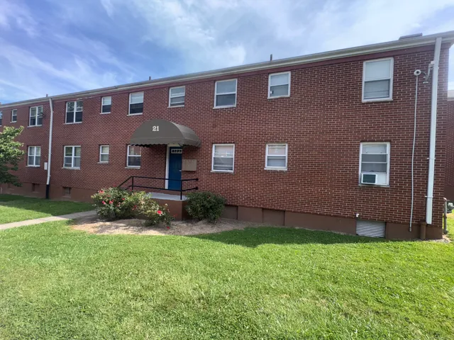 $1,800 | 25 Natick Street, Unit 3, Hartford, CT 06106