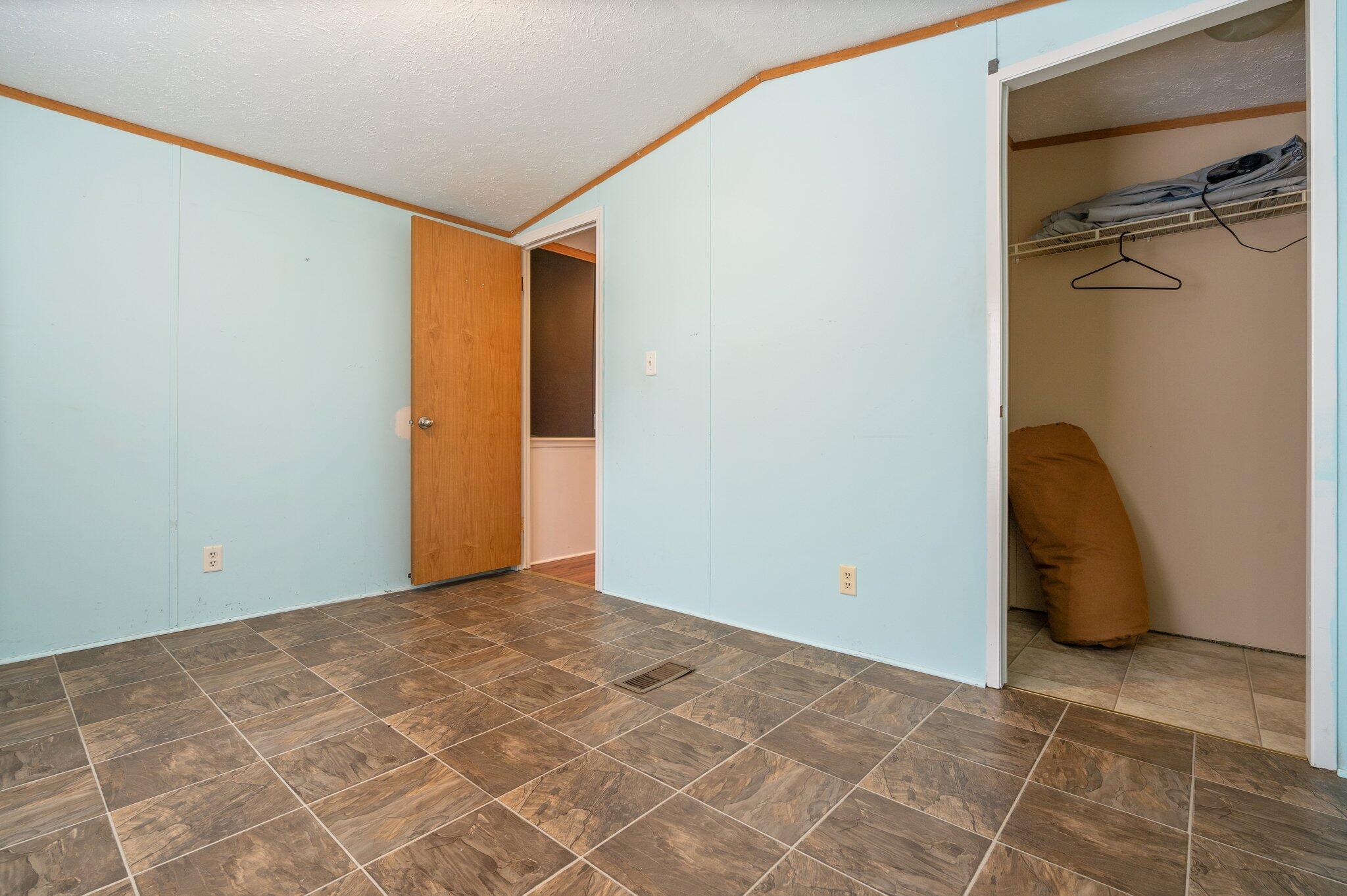 286 Clark Road Hermon, ME 04401 - Photo 19 of 29 19-web-or-mls-DSC01417