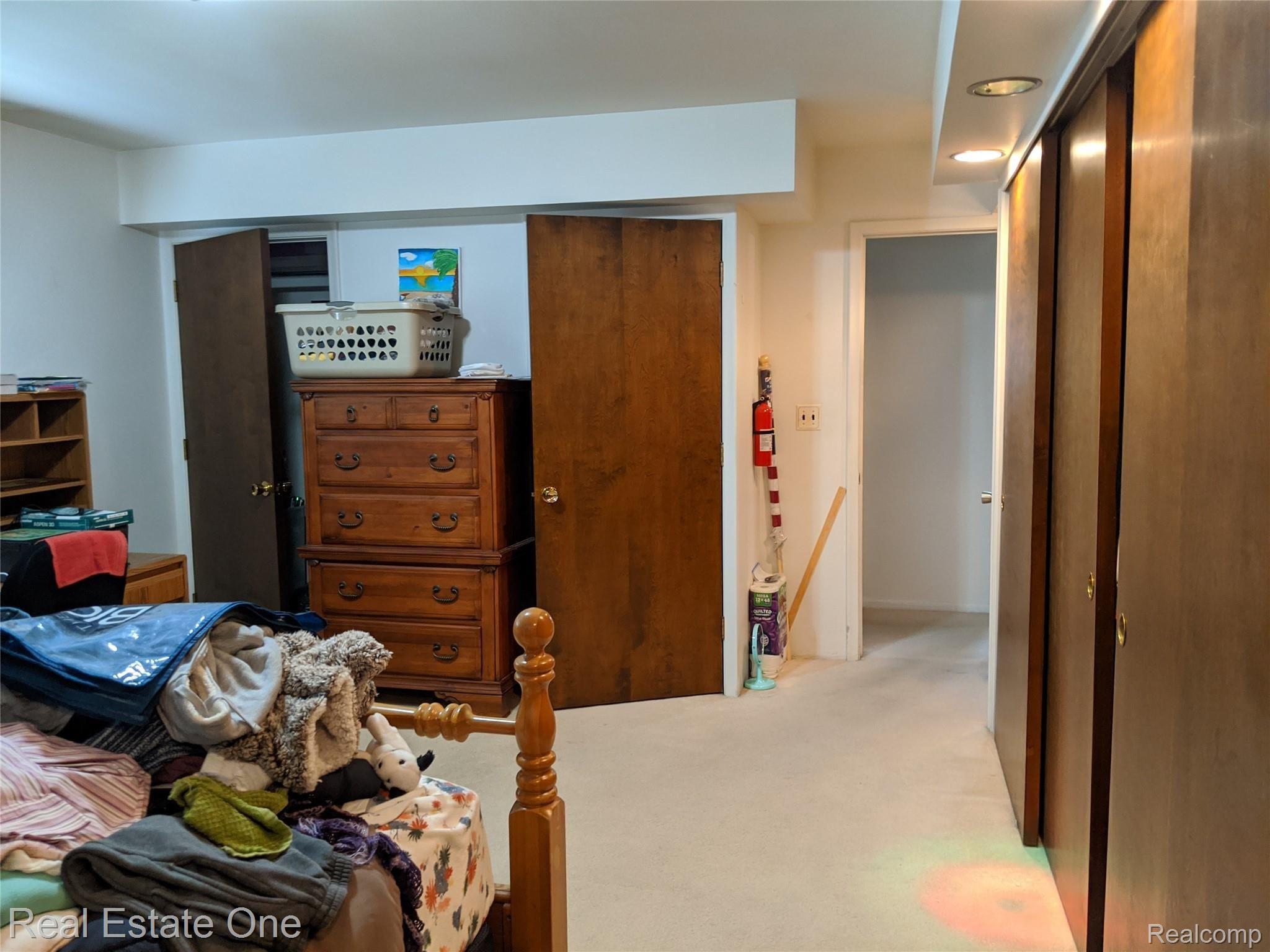 31433 Rosenbusch Drive Warren, MI 48088 - Photo 25 of 52 IMG_20200515_133206.jpg