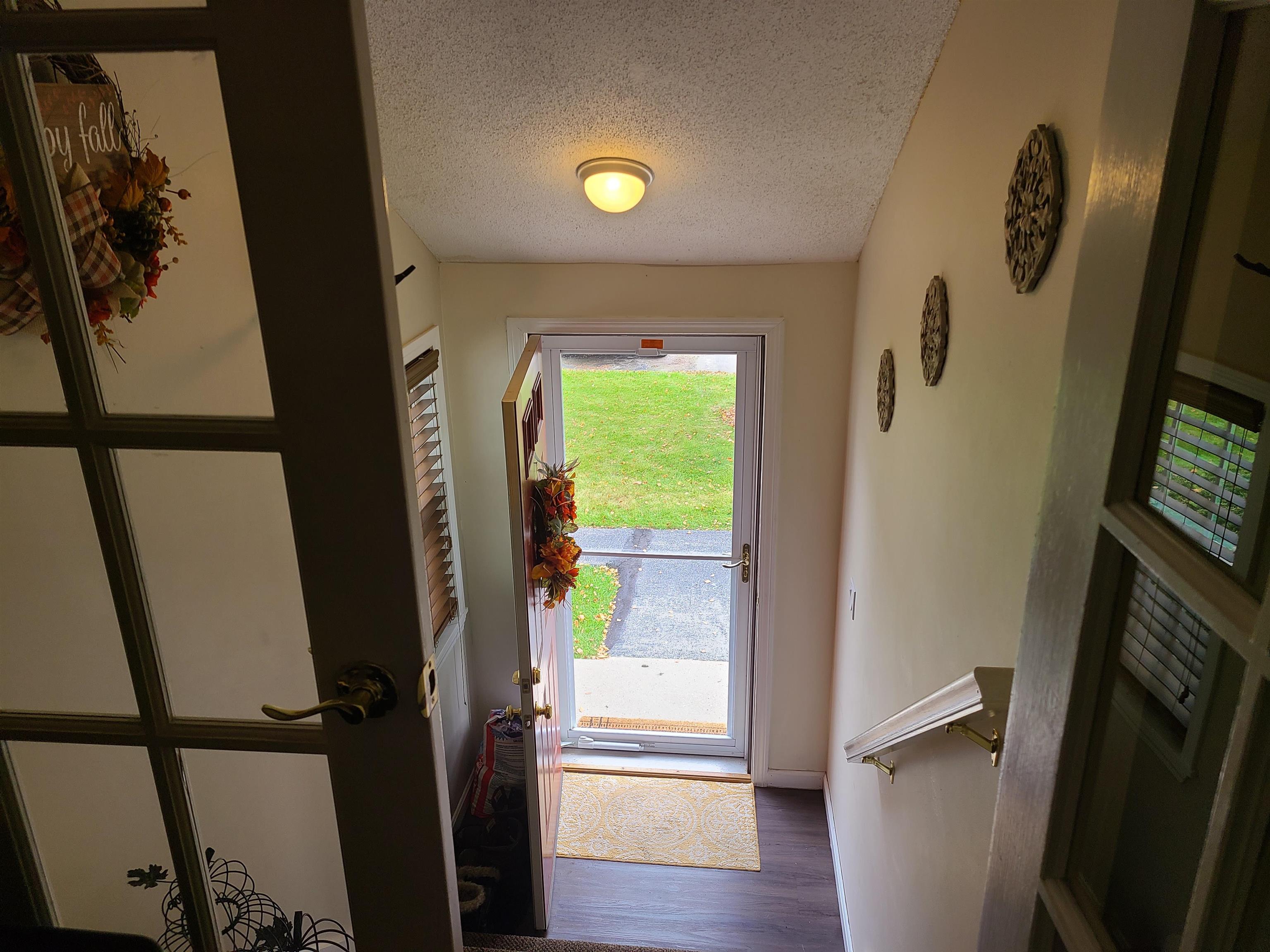 29 East Ridge Road Merrimack, NH 03054 - Photo 2 of 17 Gallery Image 2