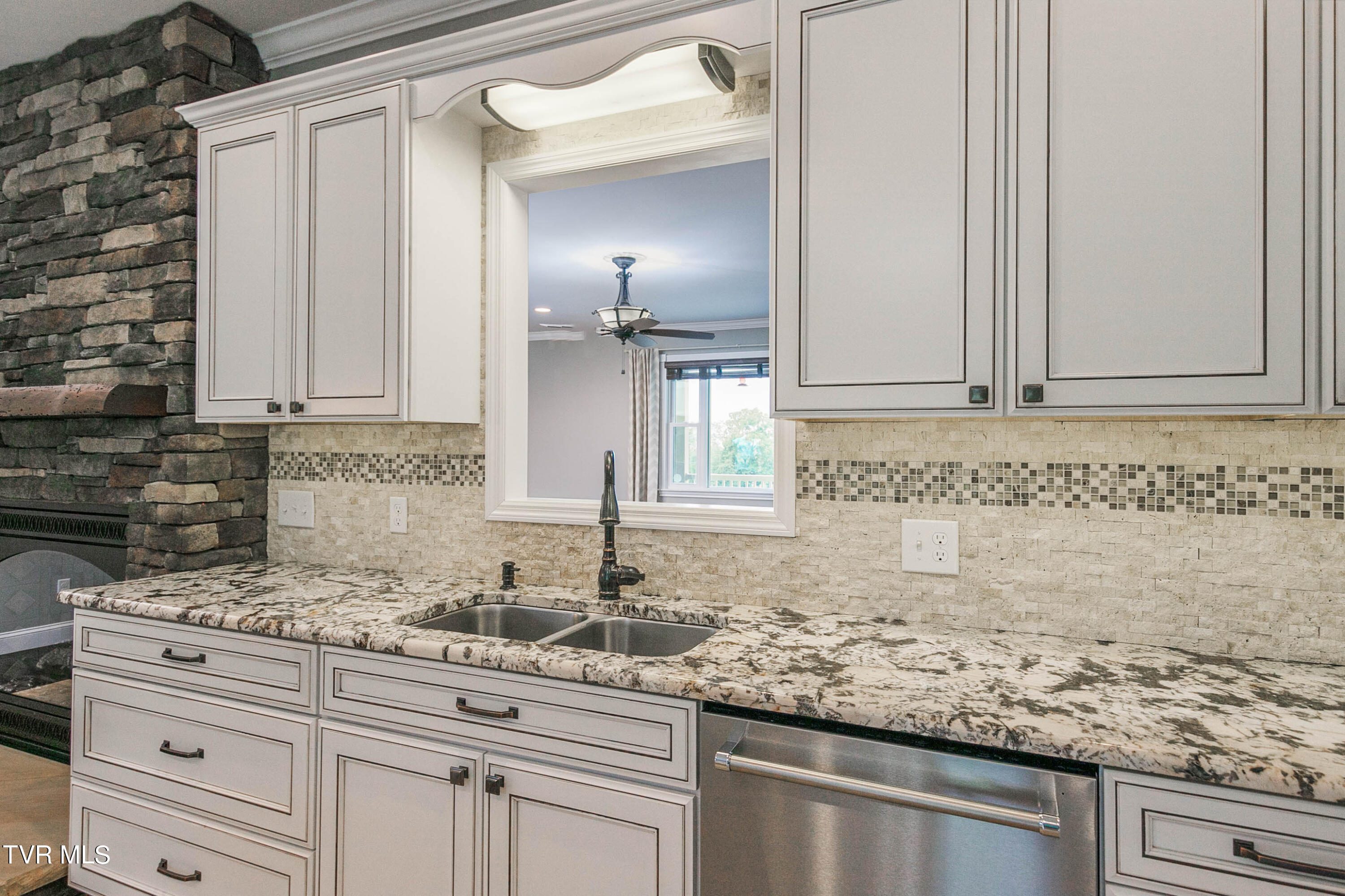 305 Milburnton Road Limestone, TN 37681 - Photo 30 of 46 Milburton-31