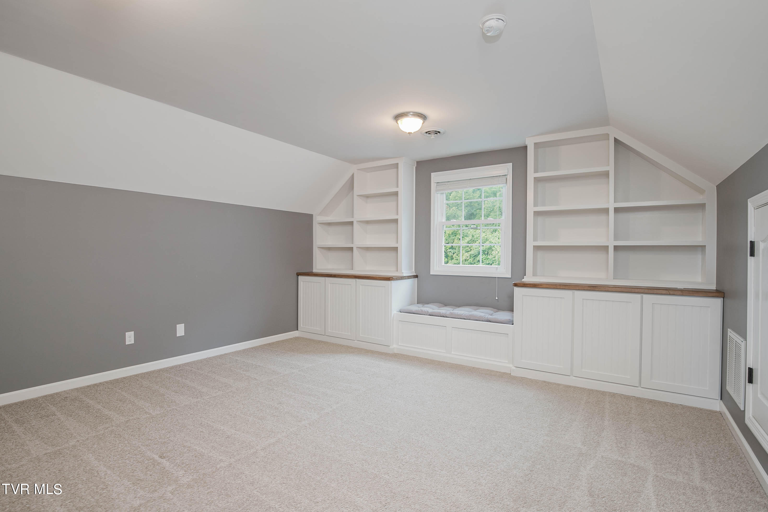 305 Milburnton Road Limestone, TN 37681 - Photo 34 of 46 Milburton-37