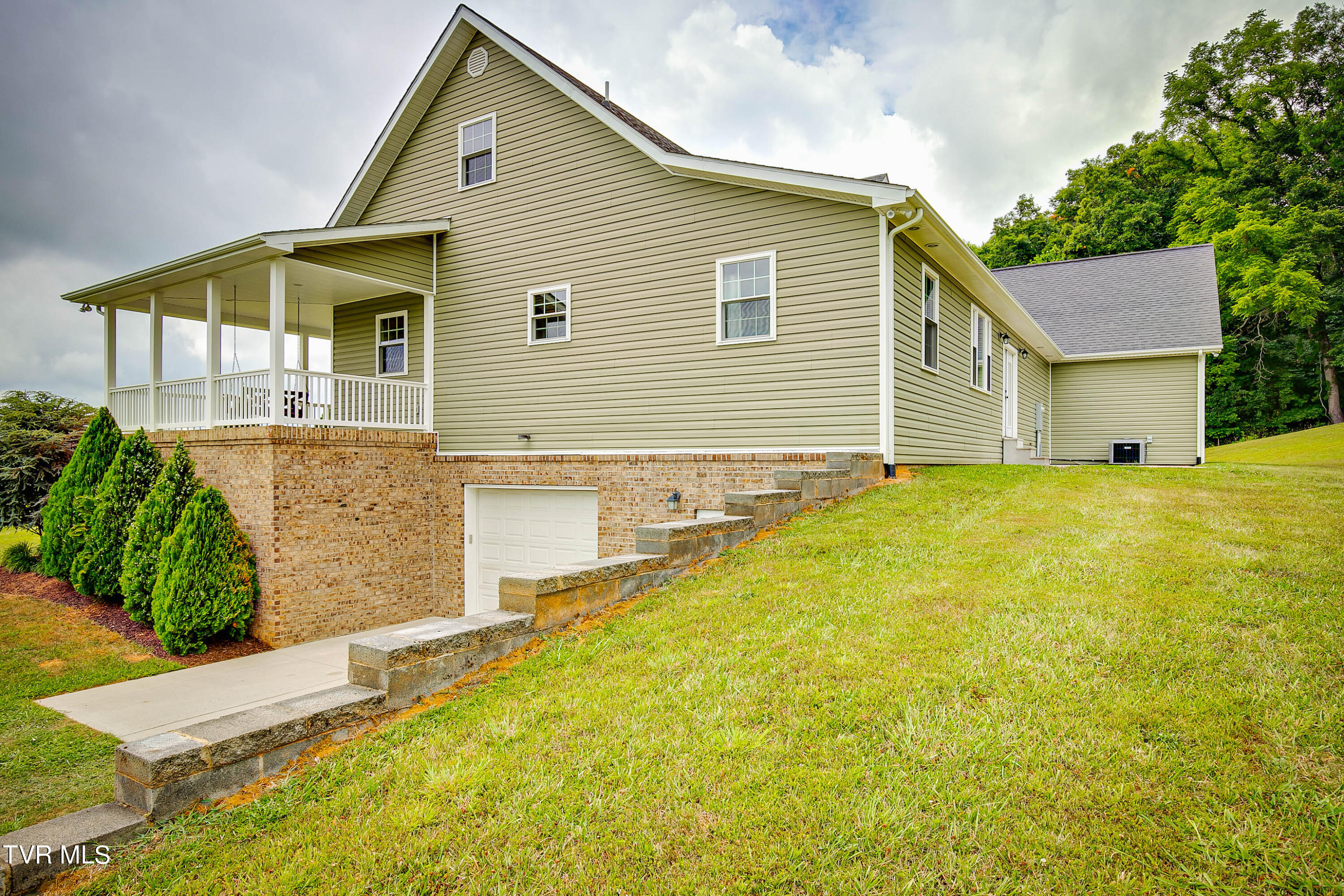 305 Milburnton Road Limestone, TN 37681 - Photo 41 of 46 Milburton-43