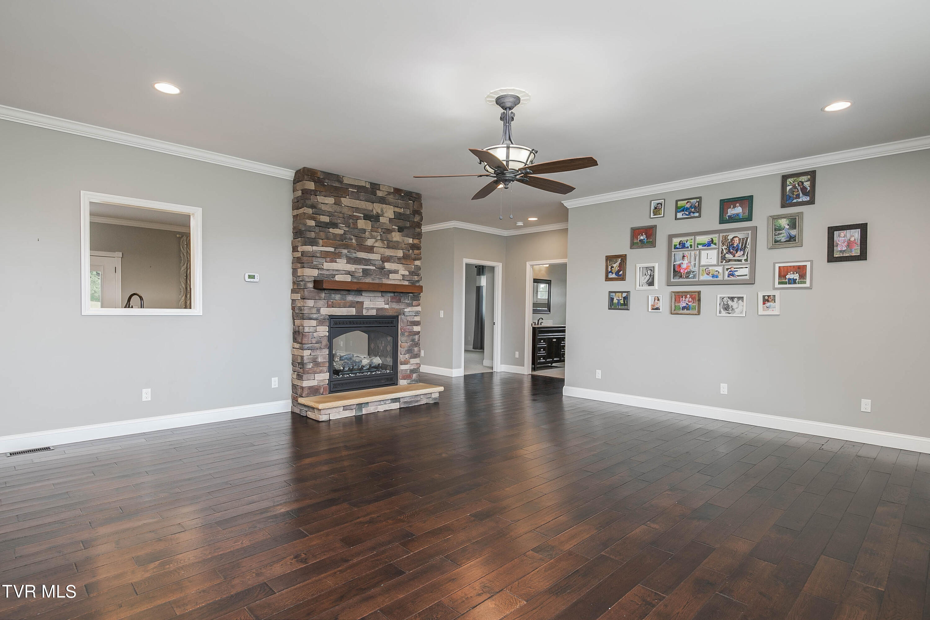 305 Milburnton Road Limestone, TN 37681 - Photo 9 of 46 Milburton-11