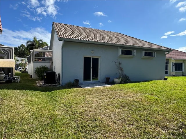 $397,777 | 746 Southwest St Croix Cove, Port St. Lucie, FL 34986