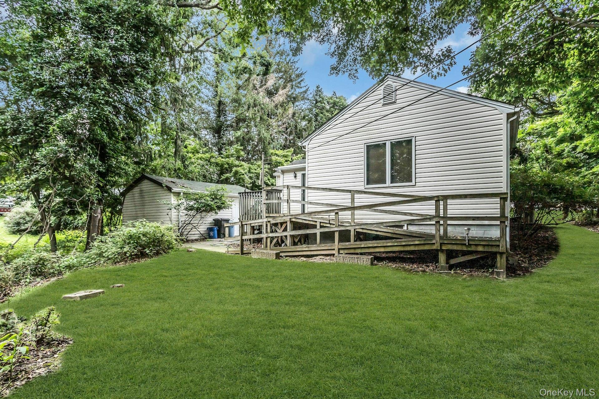 176 North Side Road Wading River, NY 11792 - Photo 24 of 29 Gallery Image 24