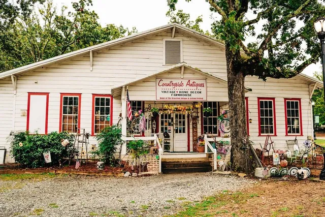 $553,411 | 168 Brandle Rose Way, Hoschton, GA 30548