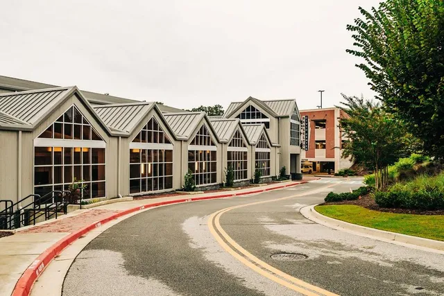 $553,411 | 168 Brandle Rose Way, Hoschton, GA 30548