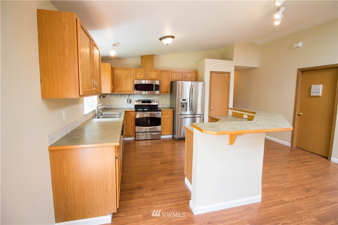 3007 Libby Road Northeast Olympia, WA 98506 - Photo 5 of 24 Gallery Image 5