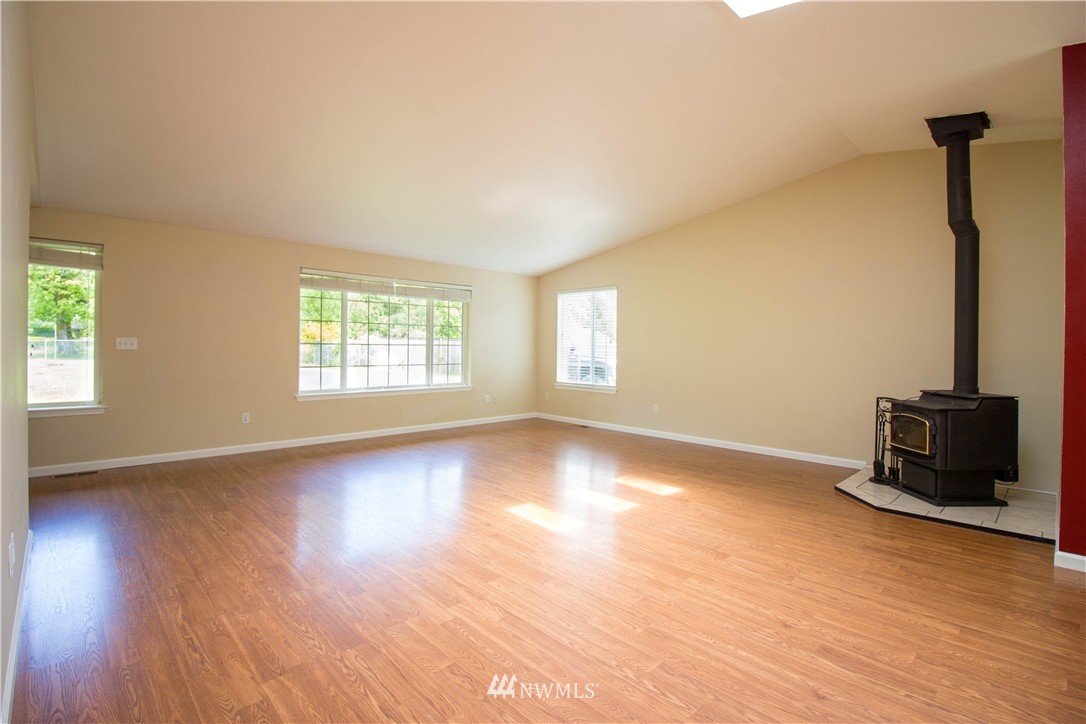 3007 Libby Road Northeast Olympia, WA 98506 - Photo 9 of 24 Gallery Image 9