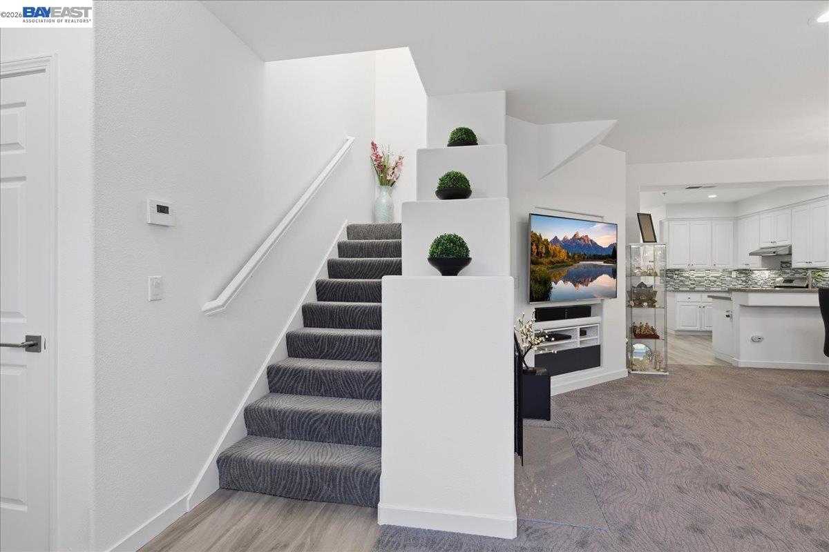 130 Sutter Creek Lane San Ramon, CA 94583 - Photo 9 of 56 a view of entryway and workspace