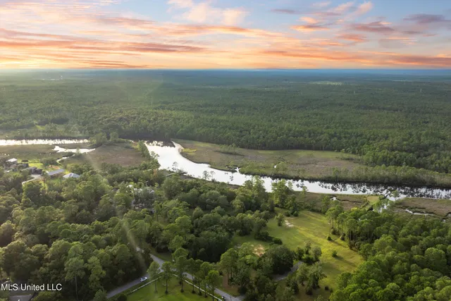 $1,350,000 | 8.13-acres Dixie Street, Ocean Springs, MS 39564