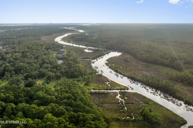 $1,350,000 | 8.13-acres Dixie Street, Ocean Springs, MS 39564