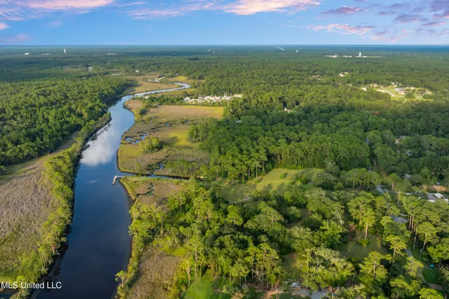 $1,350,000 | 8.13-acres Dixie Street, Ocean Springs, MS 39564