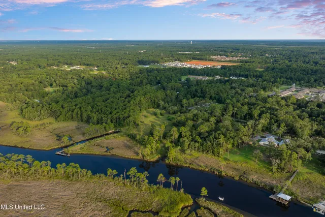 $1,350,000 | 8.13-acres Dixie Street, Ocean Springs, MS 39564