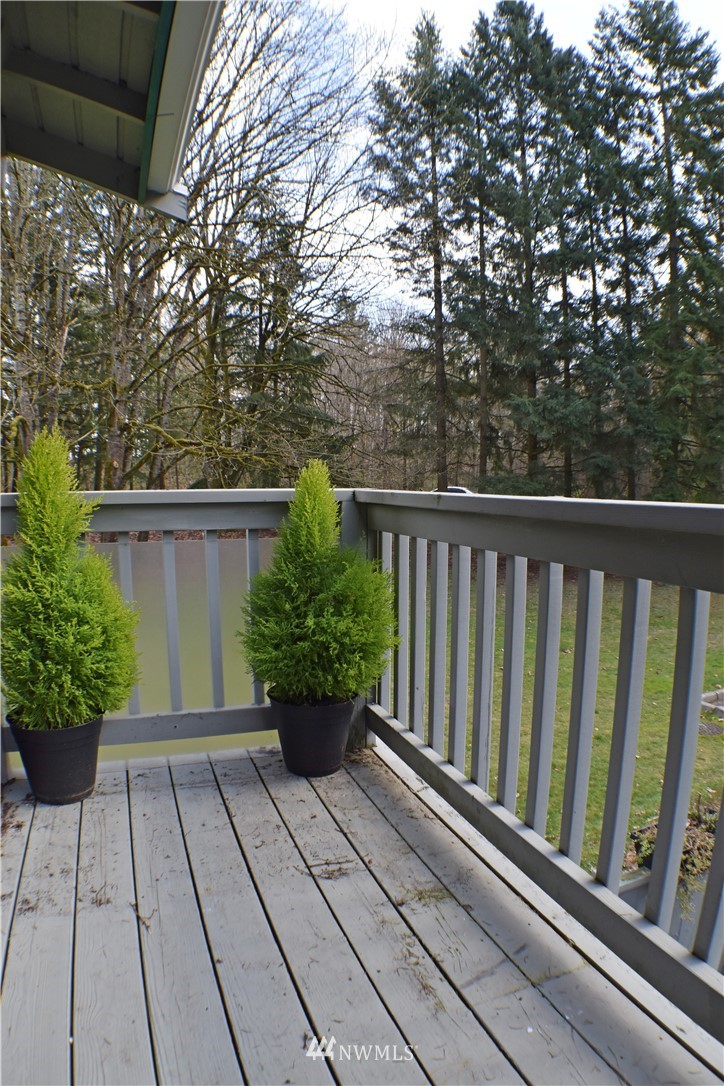 2010 Southeast 16th Court Renton, WA 98055 - Photo 13 of 20 Gallery Image 13