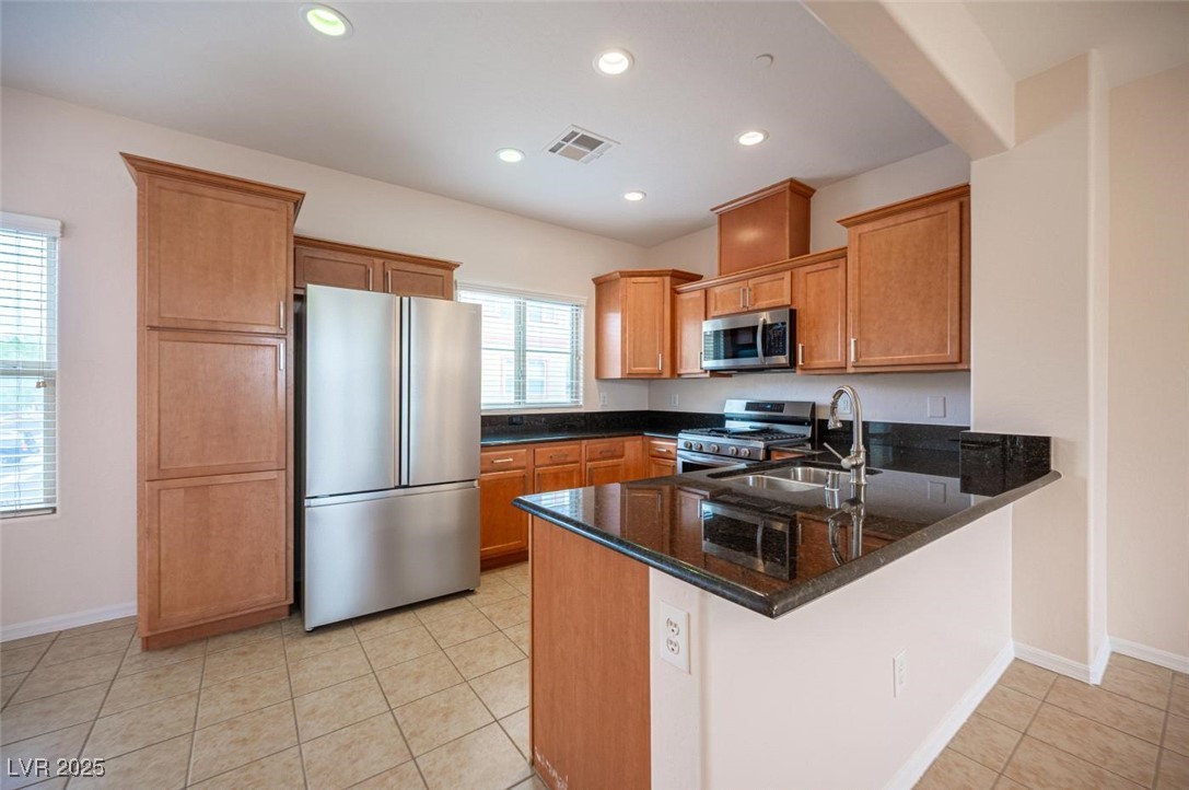 4650 Ranch House Road, Unit 139 North Las Vegas, NV 89031 - Photo 3 of 37 Gallery Image 3