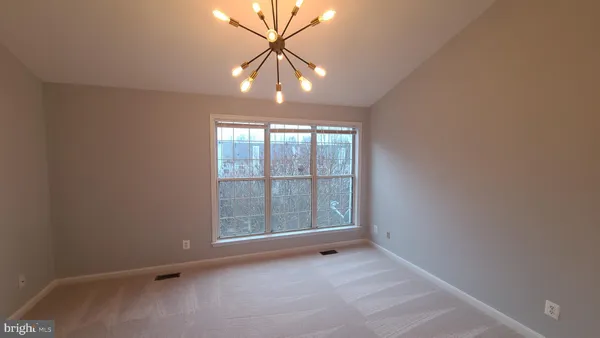 $3,200 | 47682 Sandbank Square, Sterling, VA 20165