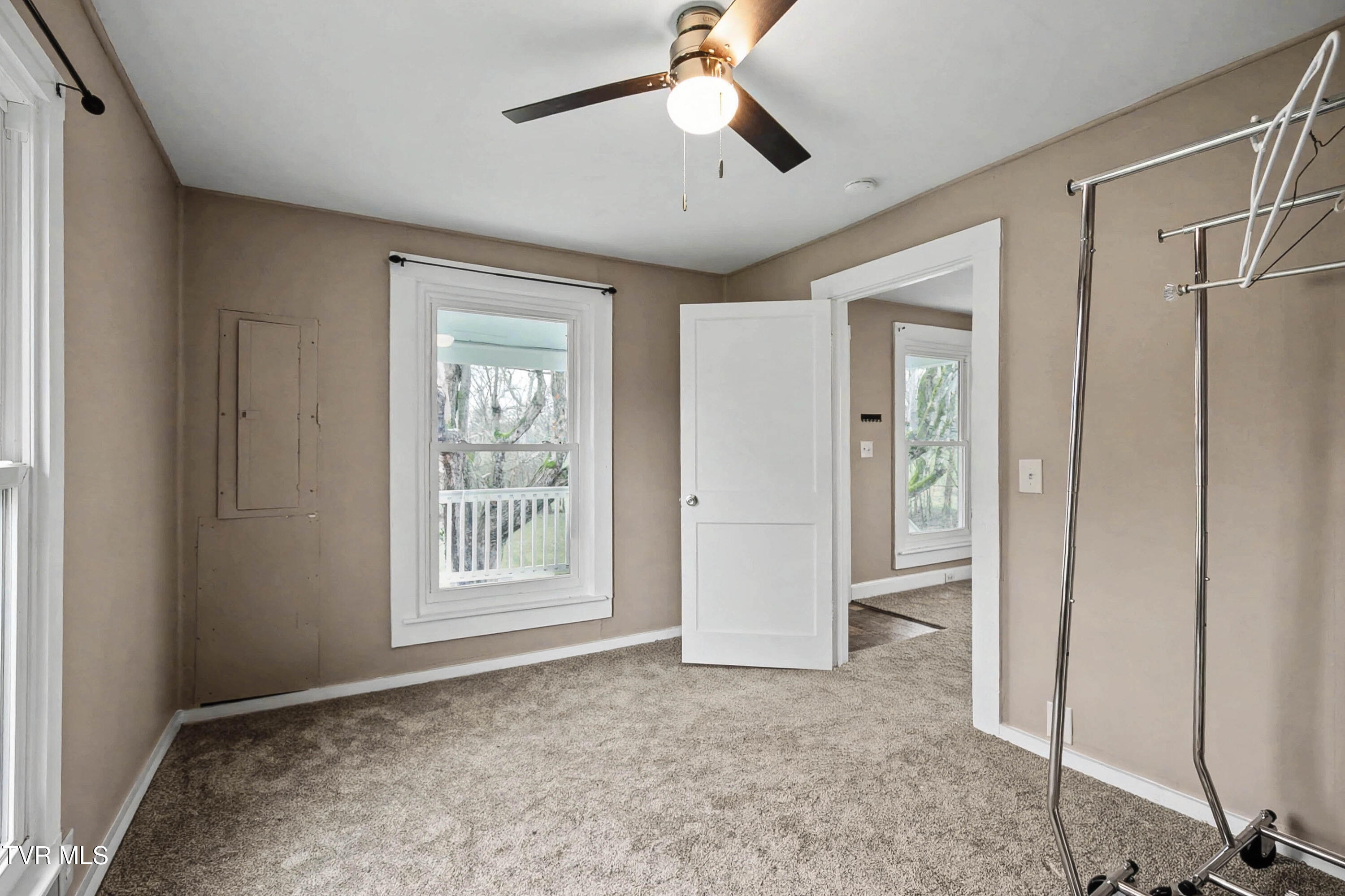 109 Clear Springs Road Limestone, TN 37681 - Photo 11 of 31 109 Clear Springs Rd-11