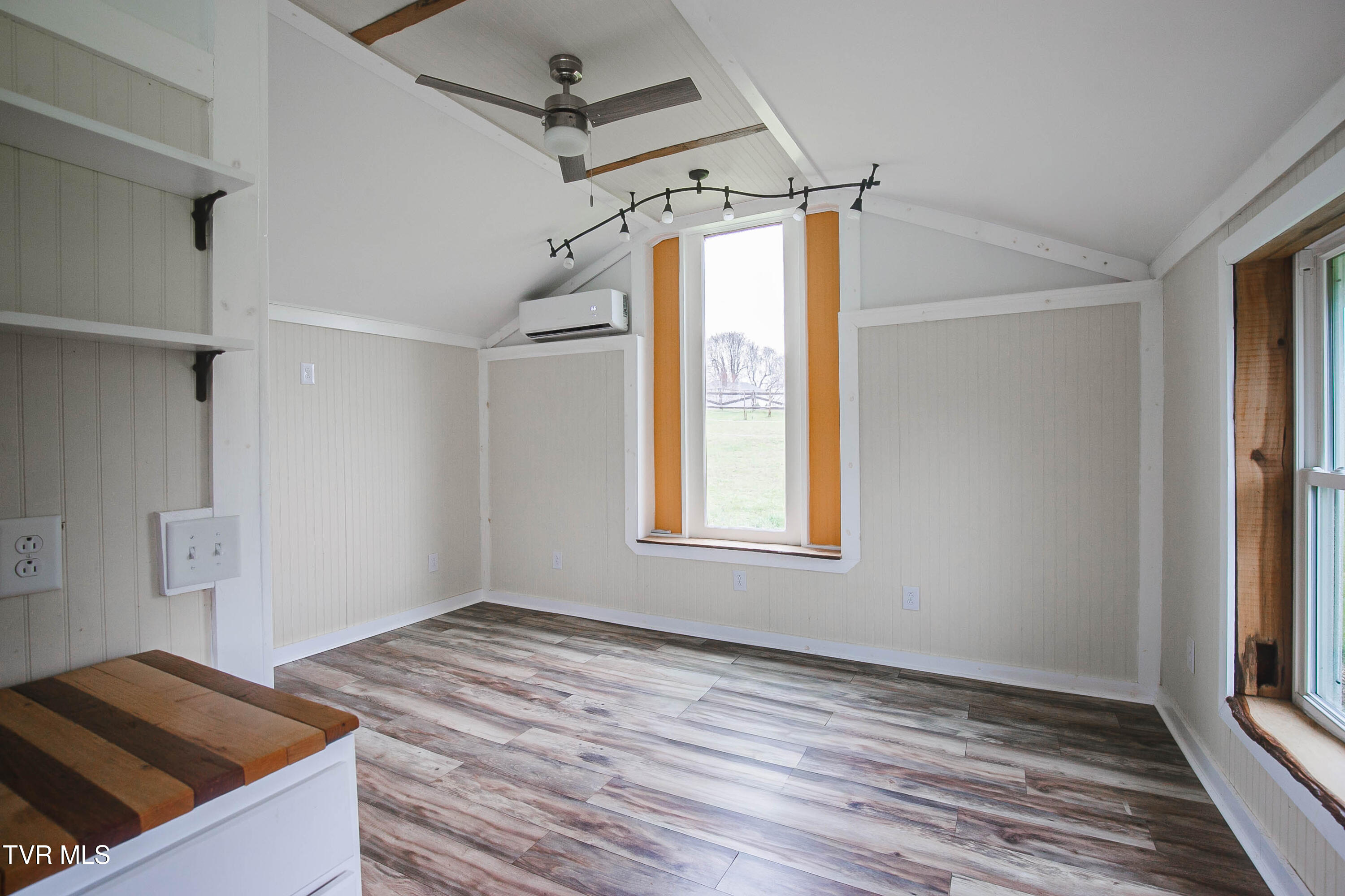 109 Clear Springs Road Limestone, TN 37681 - Photo 24 of 31 109 Clear Springs Rd-24