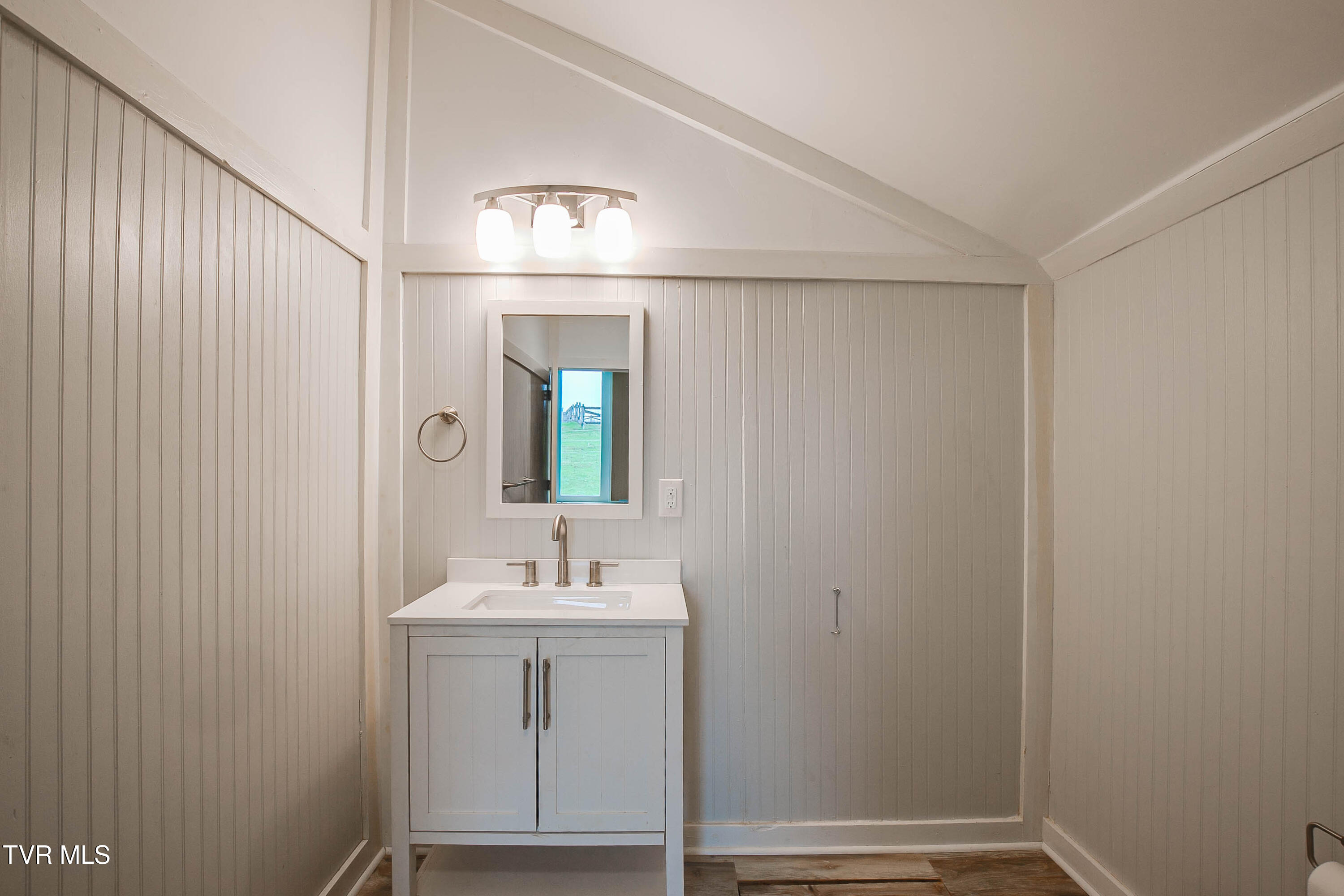 109 Clear Springs Road Limestone, TN 37681 - Photo 27 of 31 109 Clear Springs Rd-27