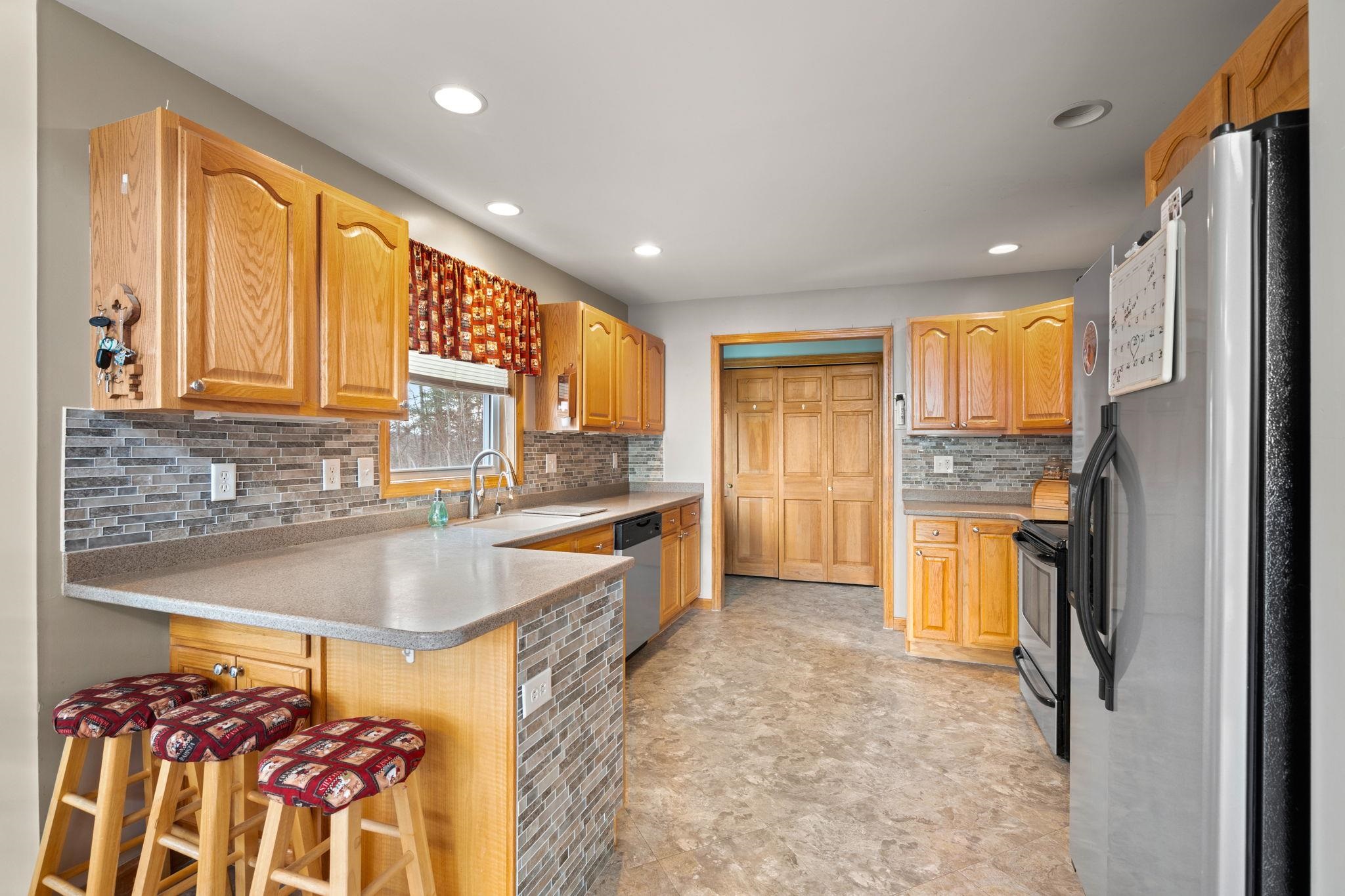 120 Grapevine Road Dunbarton, NH 03046 - Photo 27 of 32