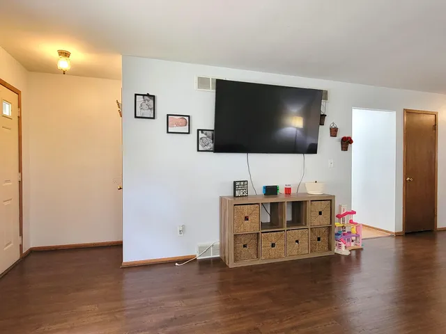 $239,900 | 3147 South 49th Street, Milwaukee, WI 53219