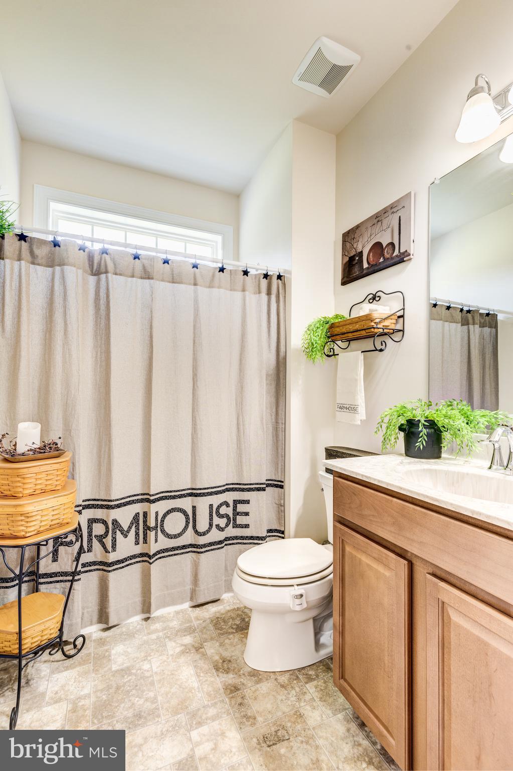 3459 Gamber Road Finksburg, MD 21048 - Photo 27 of 74 MAIN LEVEL FULL BATH
