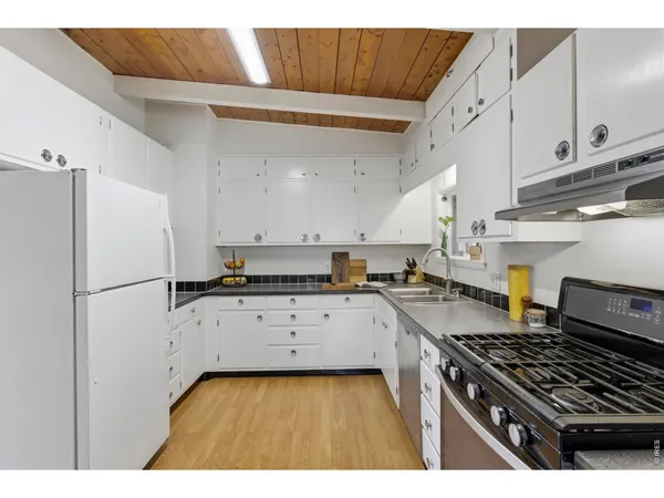 $400,000 | 128 East 22nd Street, Loveland, CO 80538