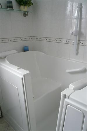 23 Whittier Road Billerica, MA 01821 - Photo 19 of 25 a close up view of washer and dryer