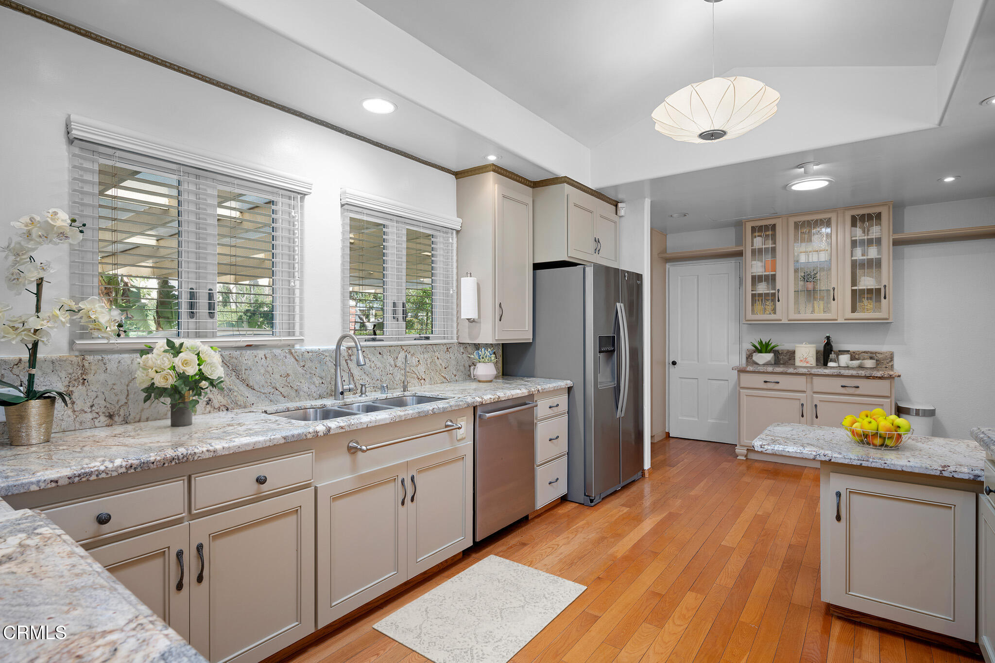 1436 North Arroyo Boulevard Pasadena, CA 91103 - Photo 15 of 44 Kit