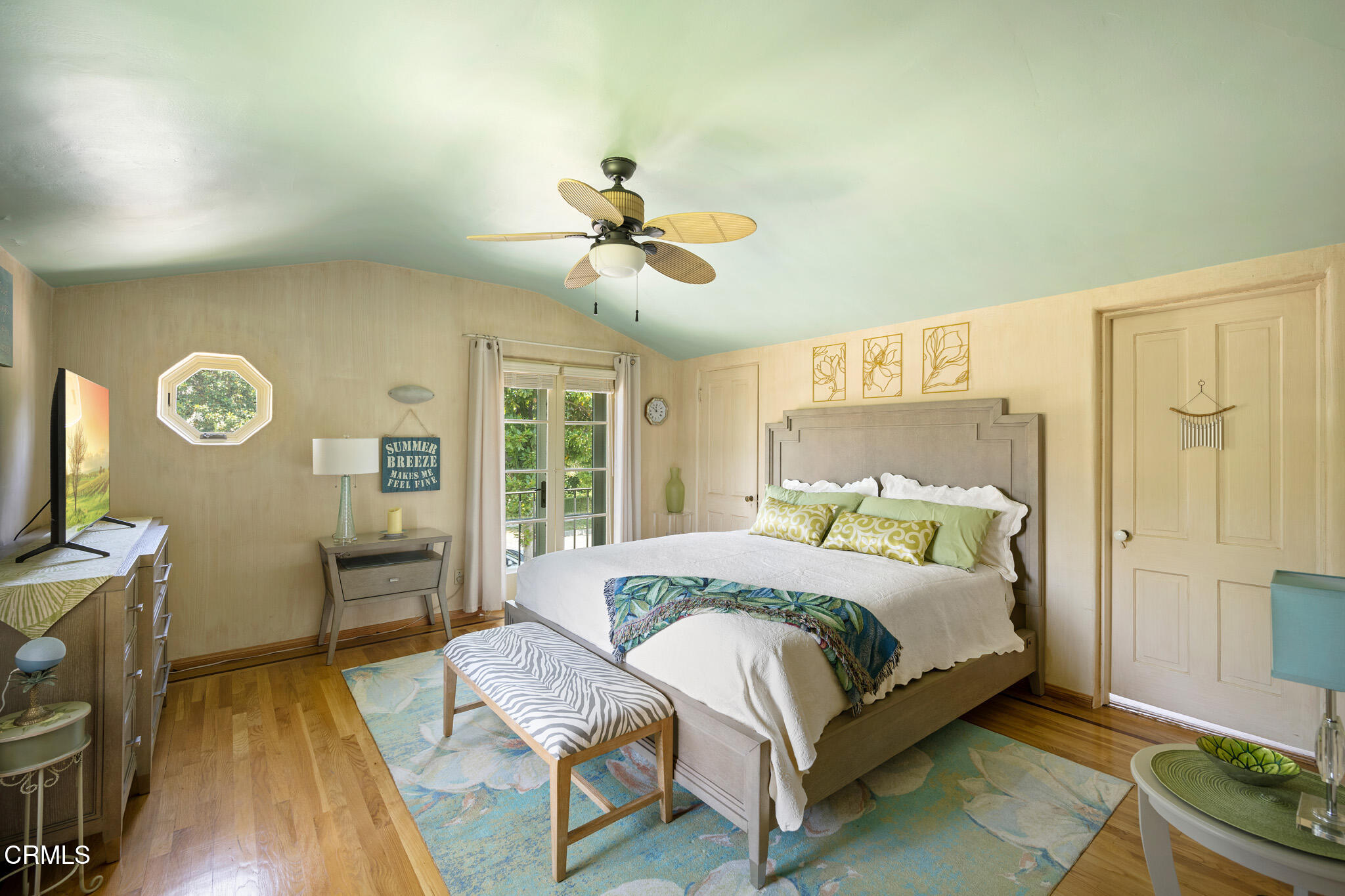 1436 North Arroyo Boulevard Pasadena, CA 91103 - Photo 23 of 44 2nd Bedroom w/walkin