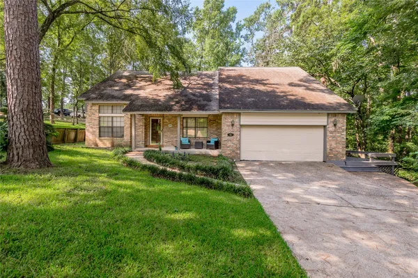 $459,500 | 61 Harbor Run Drive, Coldspring, TX 77331