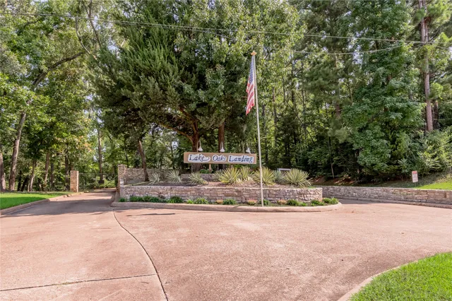 a view of a outdoor space