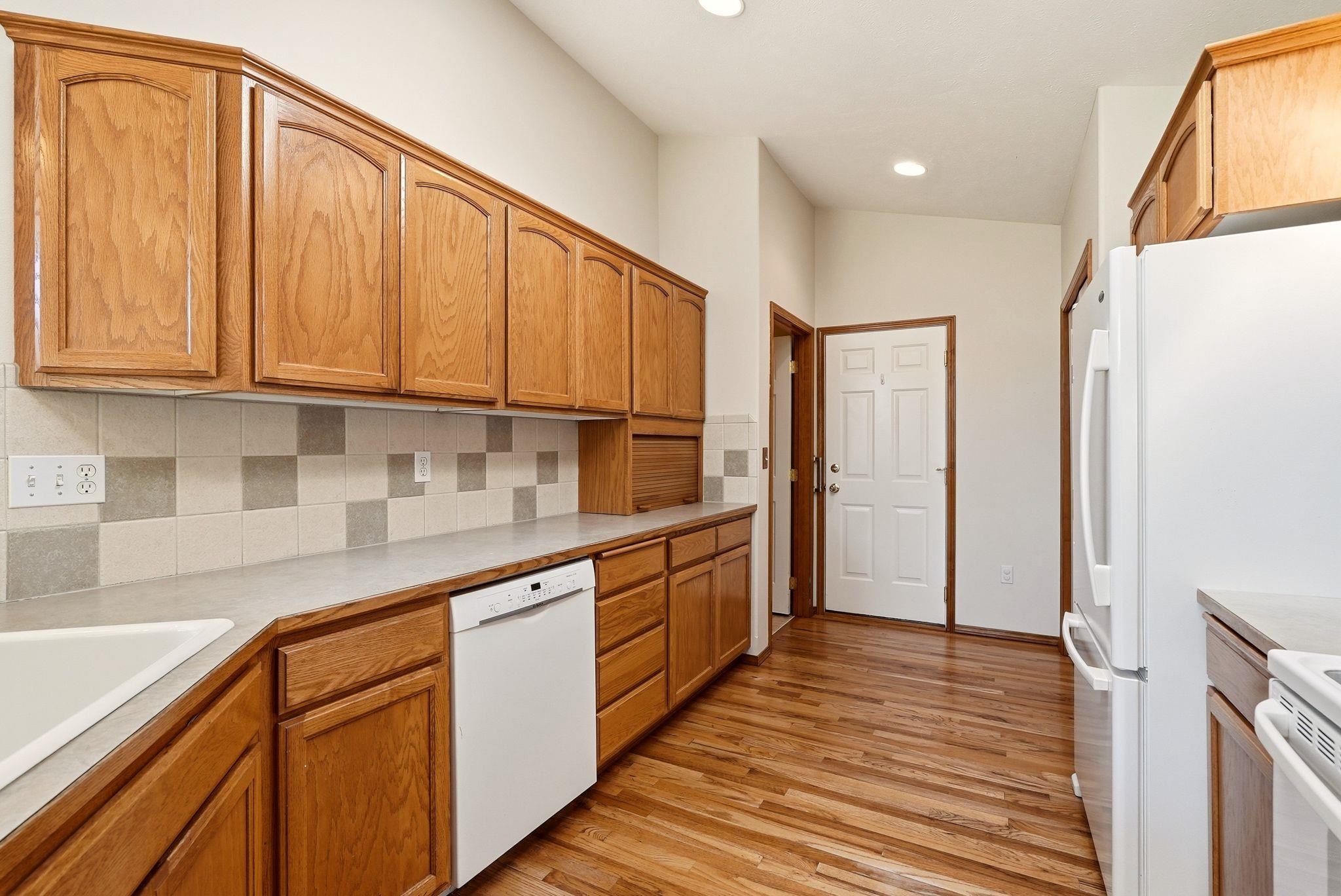 307 West Greta Lane Spokane, WA 99208 - Photo 9 of 37