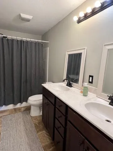 $284,900 | 5027 East County Road 300 South, Dillsboro, IN 47018