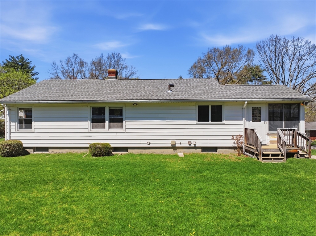4 Ayrshire Road Worcester, MA 01604 - Photo 4 of 29