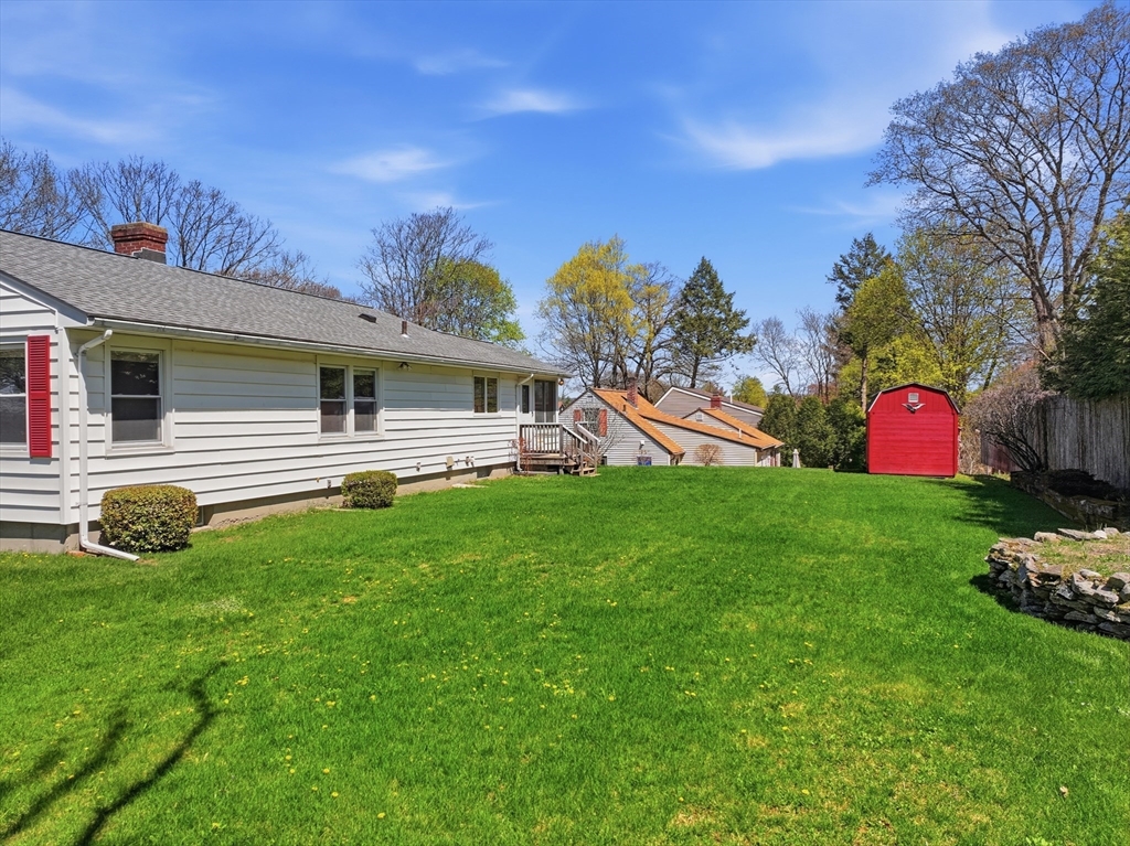 4 Ayrshire Road Worcester, MA 01604 - Photo 5 of 29