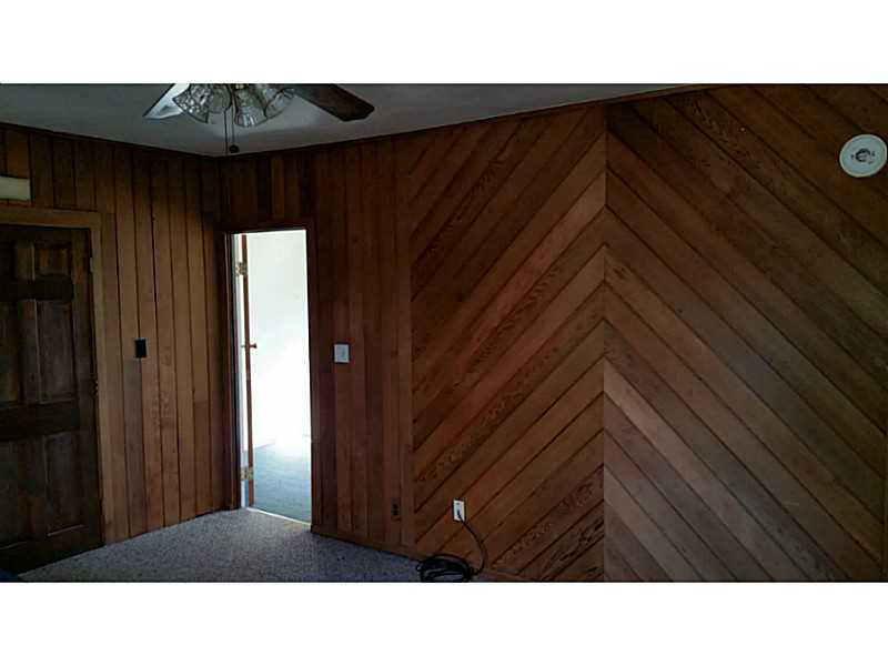 33 Bell Street Woonsocket, RI 02895 - Photo 9 of 16 Living Room.