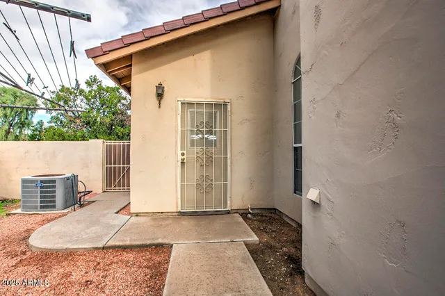 $725,000 | 1129 East Knight Lane, Tempe, AZ 85284