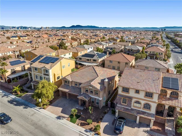 $725,000 | 8276 Windsor Oaks Street, Las Vegas, NV 89139