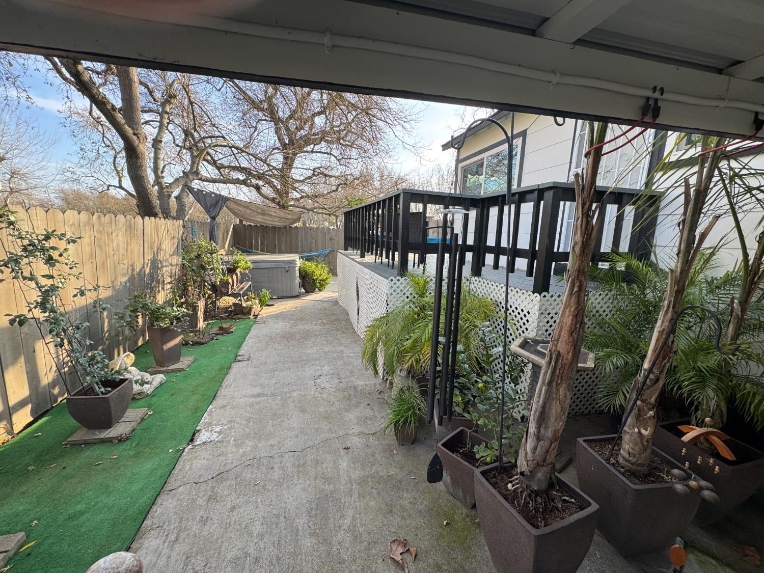 1777 Circle Drive Isleton, CA 95641 - Photo 16 of 20 a view of porch with chairs and potted plants