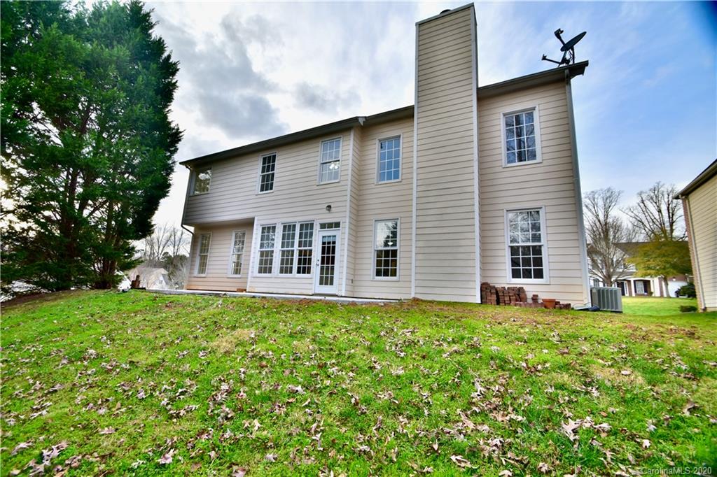 3202 Arklow Road Charlotte, NC 28269 - Photo 40 of 41 Gallery Image 40