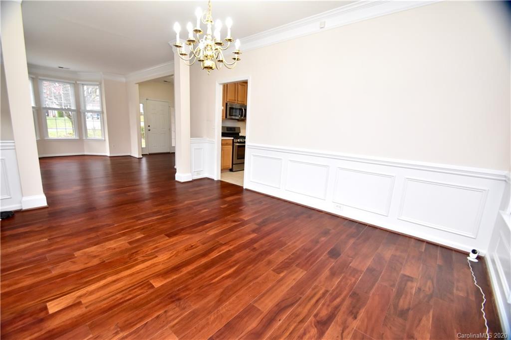 3202 Arklow Road Charlotte, NC 28269 - Photo 9 of 41 Gallery Image 9