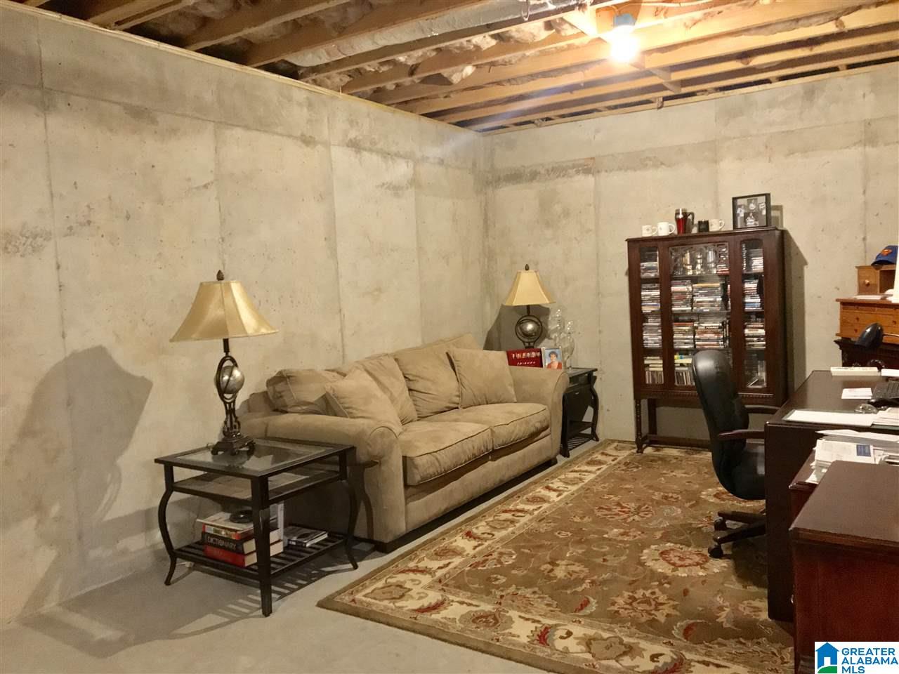 8884 Central Road Warrior, AL 35180 - Photo 40 of 46