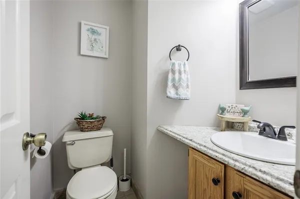$219,000 | 14 Walpole Court, Perinton, NY 14450