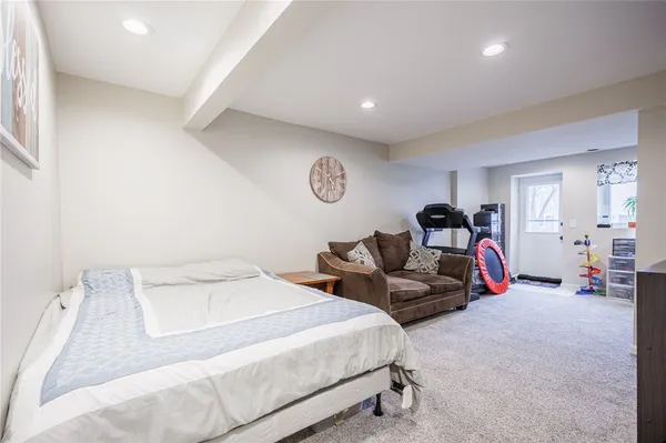 $219,000 | 14 Walpole Court, Perinton, NY 14450